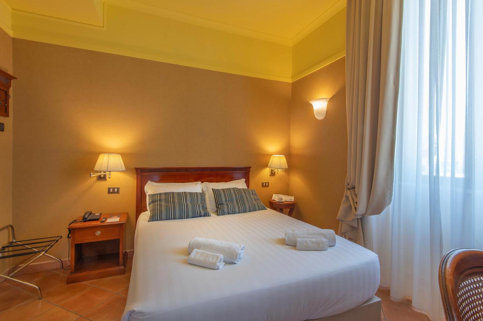 Hotel Nuvo Наполи Екстериор снимка